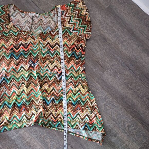 Cato Woman 22/24 Multicolor Zigzag Print Tunic Top Gold Chain Detail Lightweight - Picture 9 of 9